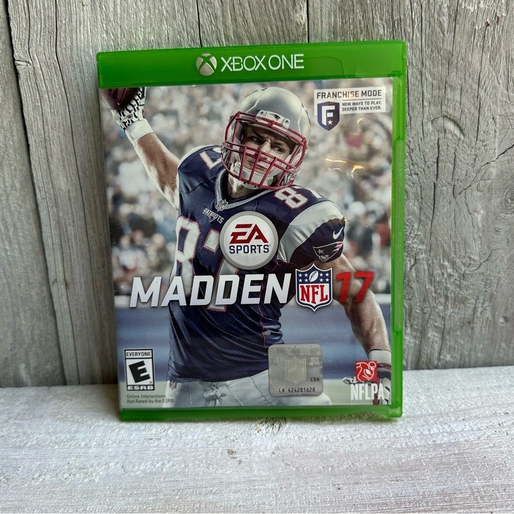 EA‎ Sports: Madden 17 NFL Xbox One Pre Owned Game